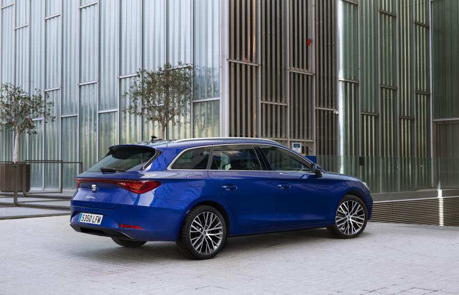  Seat Leon Sportstourer Xcellence 2020 года  (WW) (фото 24 из 34)
